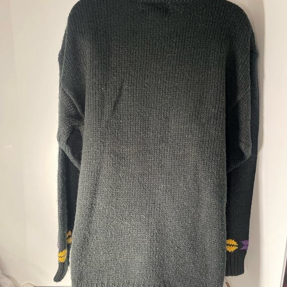 Vintage Genesis Acrylic Sweater, black with Aztec pattern size M - Picture 4 of 5